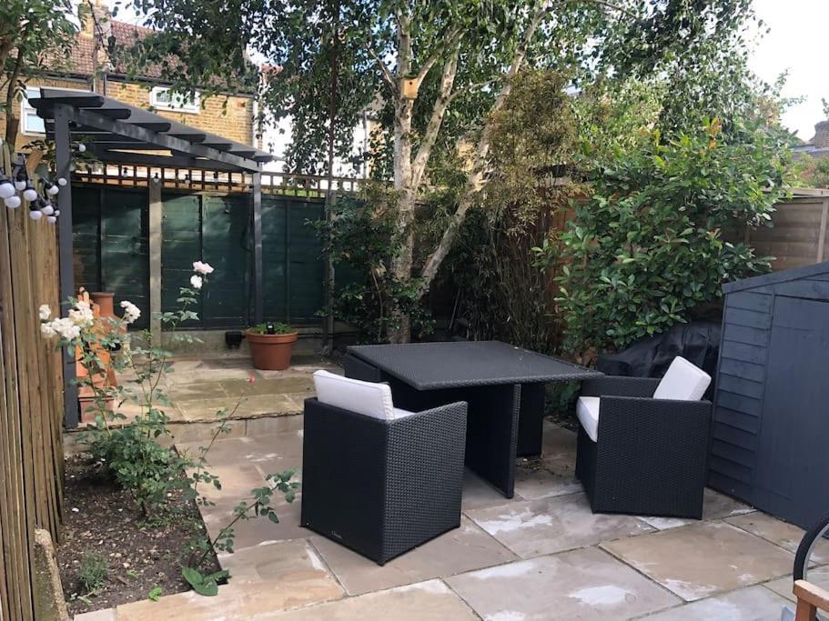 Unique Private Apartment W/ Easy Access To Central 런던 외부 사진