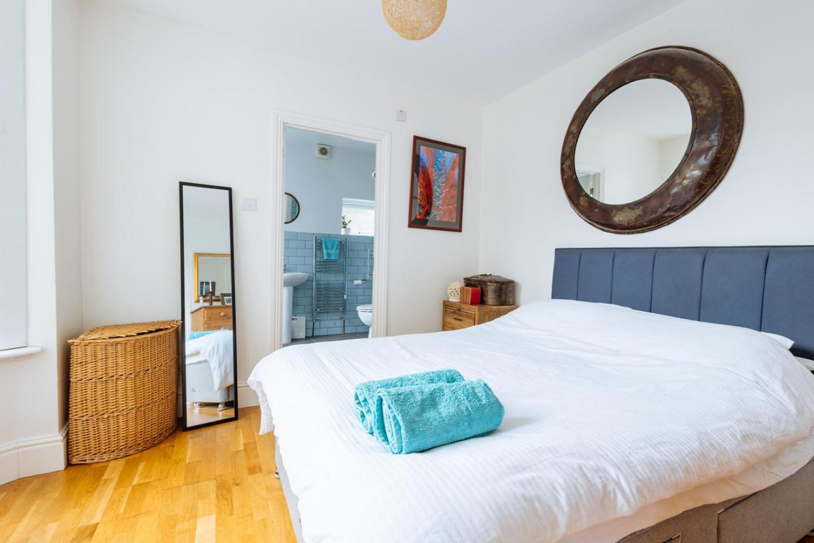 Unique Private Apartment W/ Easy Access To Central 런던 외부 사진