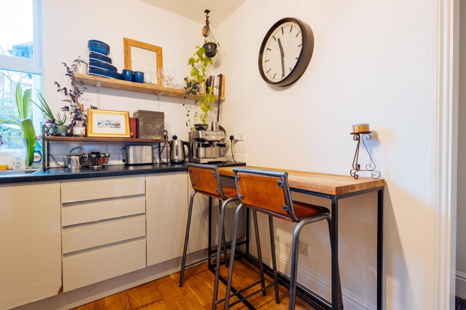 Unique Private Apartment W/ Easy Access To Central 런던 외부 사진